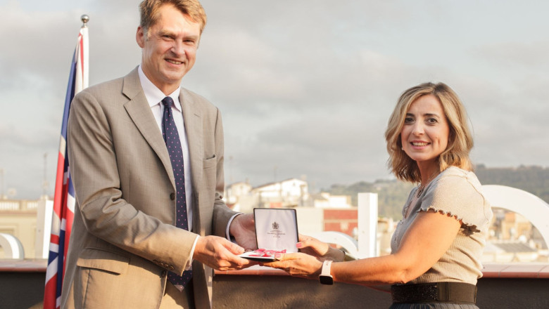 1238170 evapradacondecoradamiembrohonorariodelaordendelimperiobrit nico1 