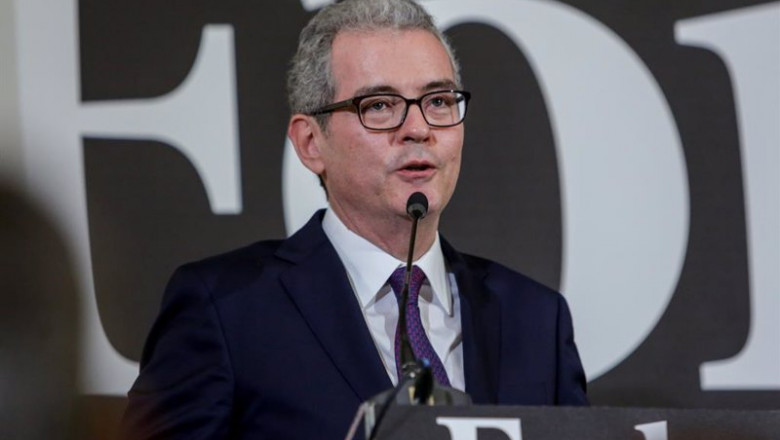 ep archivo   el presidente de inditex pablo isla da un discurso en los premios forbes que reconocen