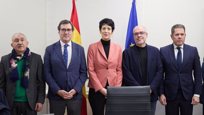 ep archivo i d el secretario general de ugt pepe alvarez el presidente de la ceoe antonio ep archivo i d el secretario general de ugt pepe alvarez el presidente de la ceoe antonio