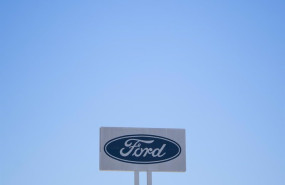 ep archivo   logo de ford en la entrada de la fabrica a 22 de junio de 2022 en almussafes