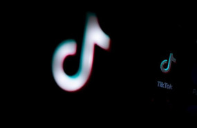ep archivo   un movil con la aplicacion de tiktok abierta a 8 de julio de 2025 en madrid espana