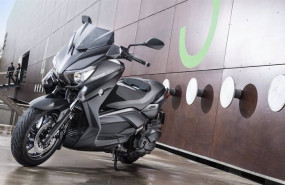 ep archivo   yamaha x max 400 momo design