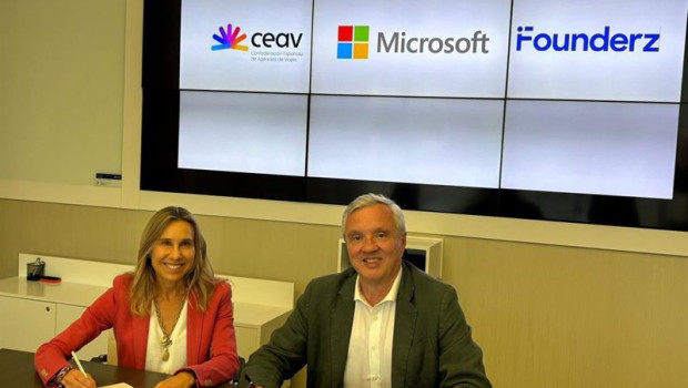 ep ceav y microsoft lanzan un programa de formacion gratuita en ia para las agencias de viajes
