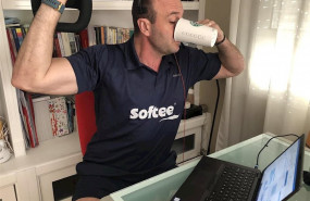 ep el exjugador de baloncesto fran murcia teletrabajando durante el estado de alarma por el