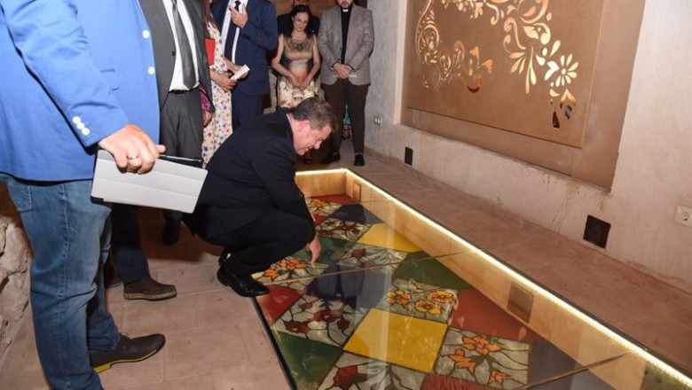 El jefe del Ejecutivo autonómico, Emiliano García-Page, declaraciones en Elche de la Sierra (Albacete) durante la inauguración del Museo de las Alfombras de Serrín | JCCM ep el jefe del ejecutivo autonomico emiliano garcia page declaraciones en elche de la sierra