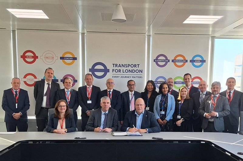 Indra firma un acuerdo para la venta de billetes del transporte de Londres por 678 millones