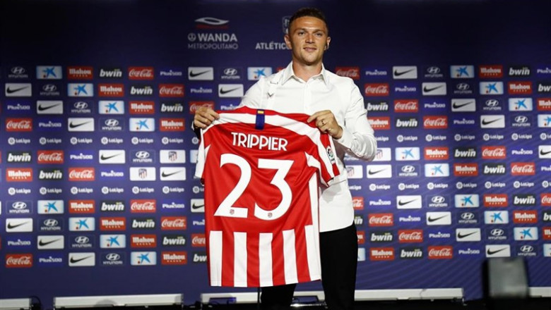 ep kieran trippier sostienecamisetaequiposu presentacionnuevo jugadoratleticomadridwanda metropolitano