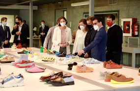 ep la ministra de industria comercio y turismo reyes maroto visita las instalaciones de camper en
