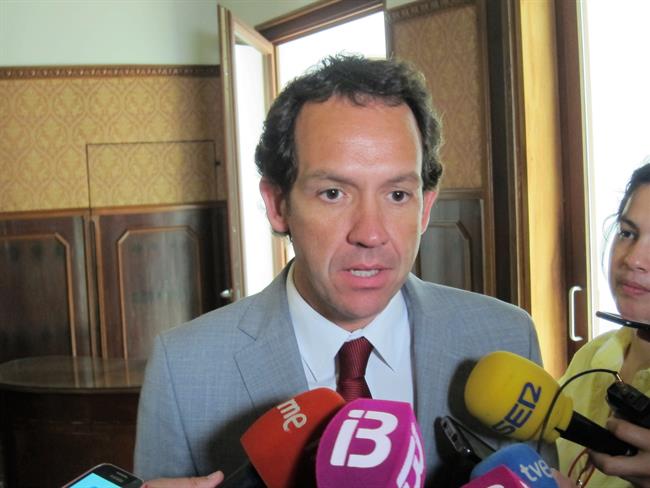 ep marc pons atiendelos mediosla conselleria