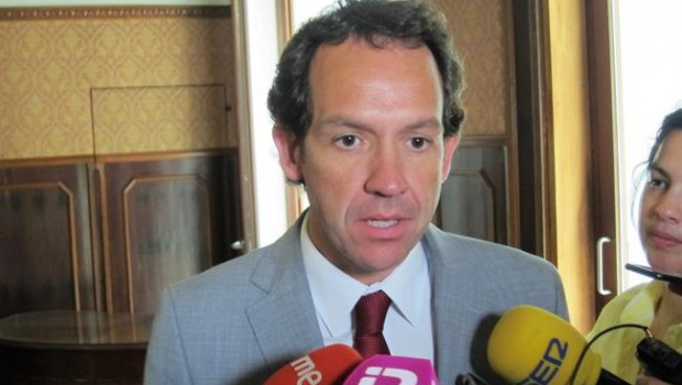 ep marc pons atiendelos mediosla conselleria