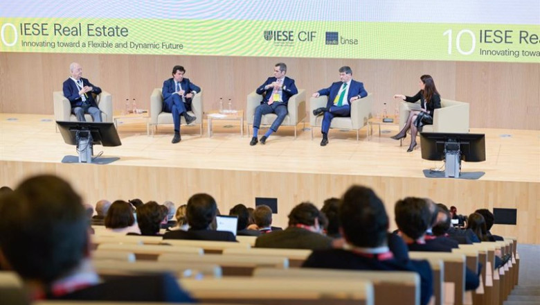 Mesa de análisis en las jornadas de IESE | IESE ep mesa de analisis en las jornadas de iese