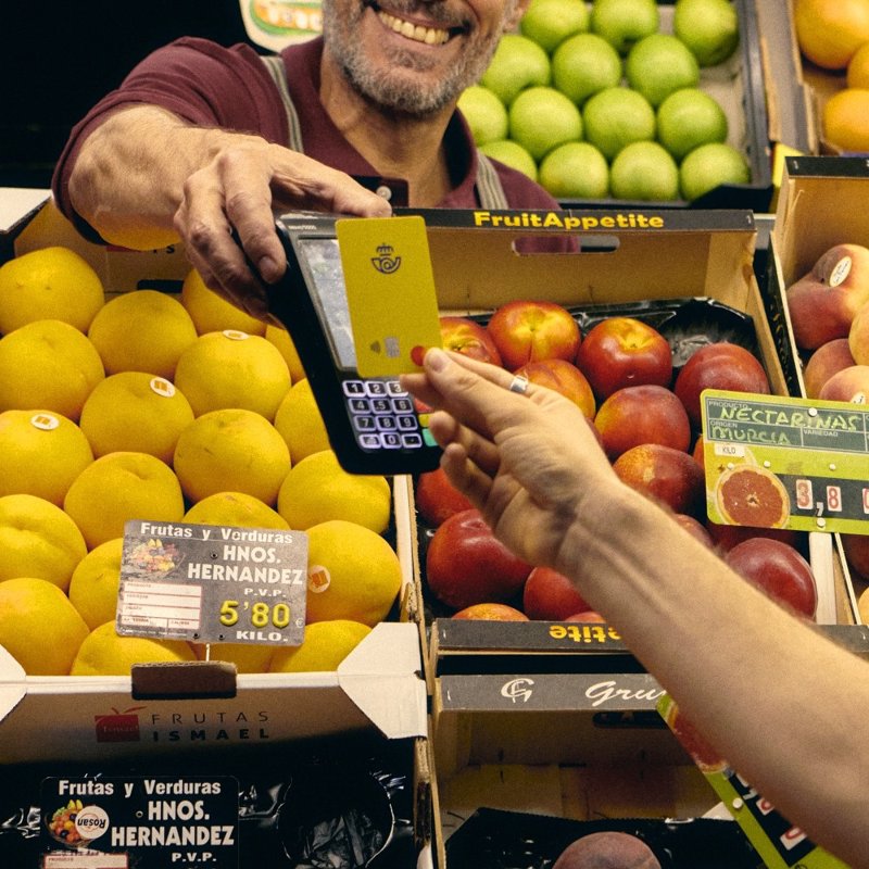 Correos impulsa su banca online con nuevas funcionalidades en su tarjeta prepago