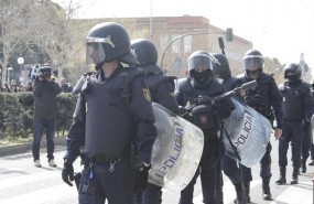 ep policias antidisturbios