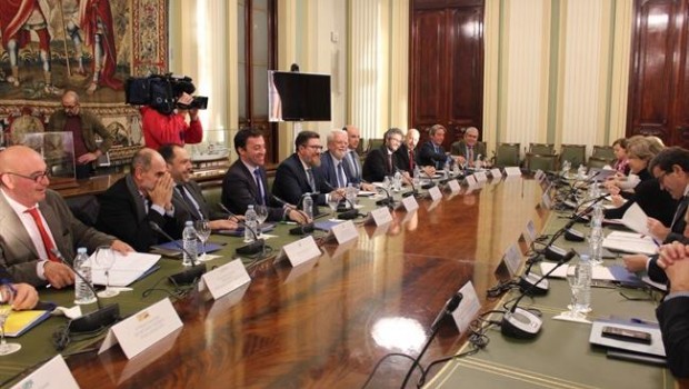 ep reuniongobierno juntasectordefensala aceituna negra