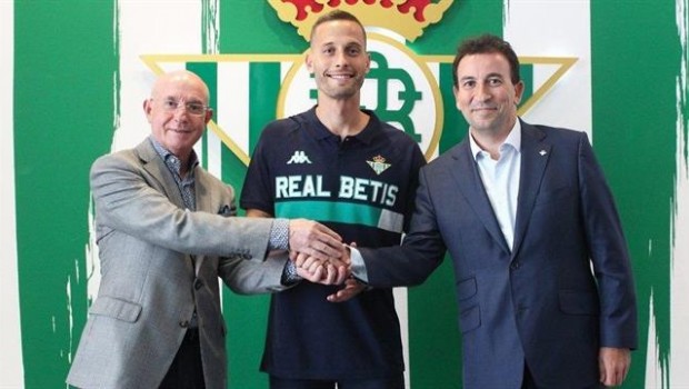 ep sergio canales lorenzo serra ferrer jose miguel lopez catalan betis