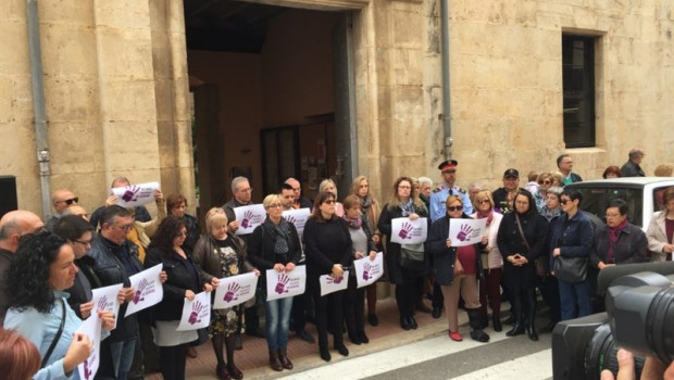 ep ulldecona tarragona decretadiaslutola muerteuna mujer asesin