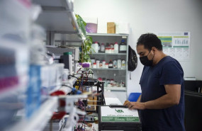 ep un investigador del departamento de produccion vegetal de la escuela tecnica superior de