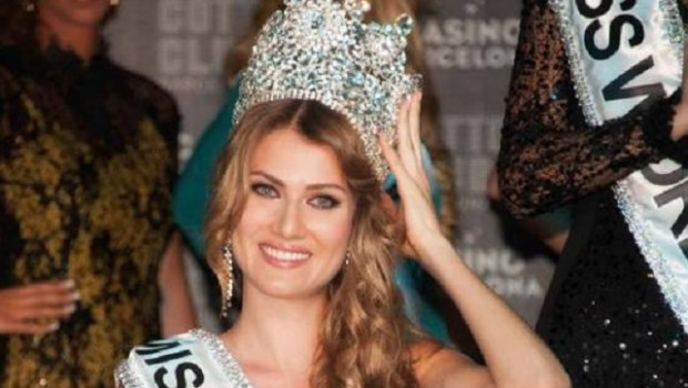 MISS MIREIA LALAGUNA