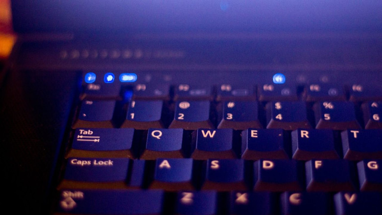 1238455 laptop 240192 1280