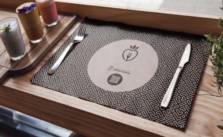 1589869668 mantel de papel 1 768x473 1 