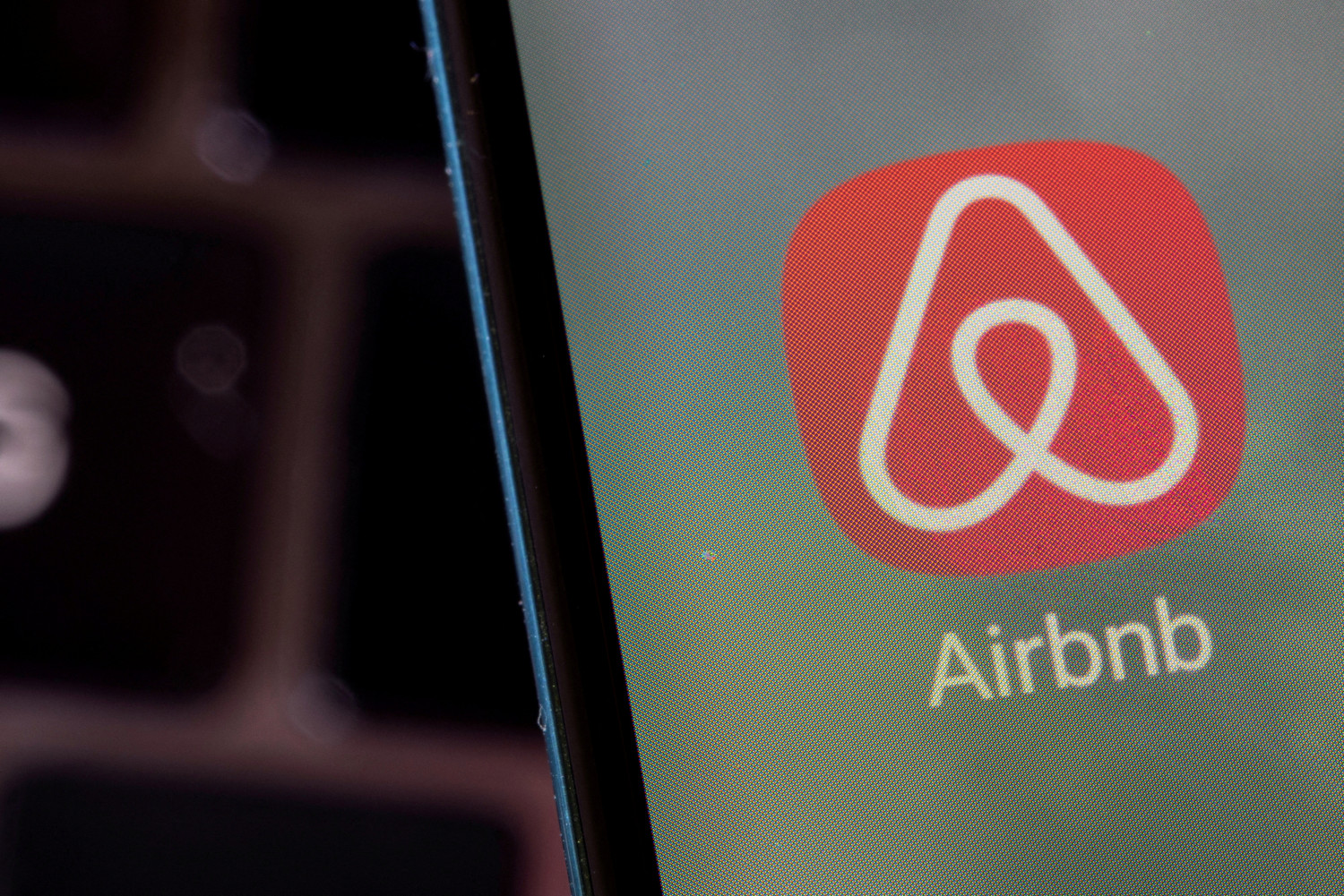 airbnb interdit definitivement les fetes dans ses hebergements 20240913103412 