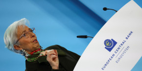 christine lagarde presidente de la bce s adresse aux journalistes apres la reunion de politique monetaire du conseil des gouverneurs a francfort 