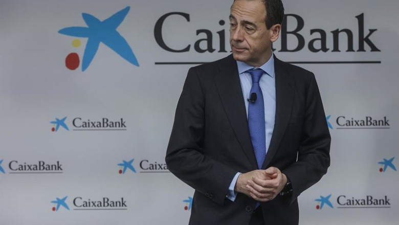 ep archivo   el consejero delegado de caixabank gonzalo gortazar presenta a los medios de