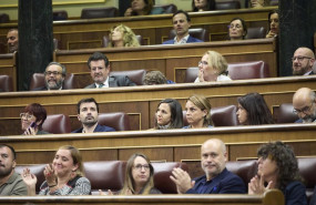 ep archivo   gueda mico y los cuatro diputados de podemos en una votacion