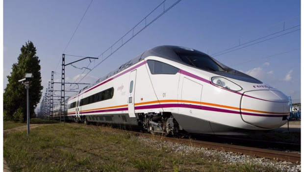 ep archivo   la llegada de la alta velocidad de renfe a valladolid y segovia cumple 16 anos
