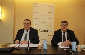 ep archivo la mesa del turismo ratifica la reeleccion de juan molas como presidente y al nuevo ep archivo la mesa del turismo ratifica la reeleccion de juan molas como presidente y al nuevo
