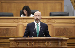 ep el diputado de cs david munoz en el pleno de las cortes de c-lm