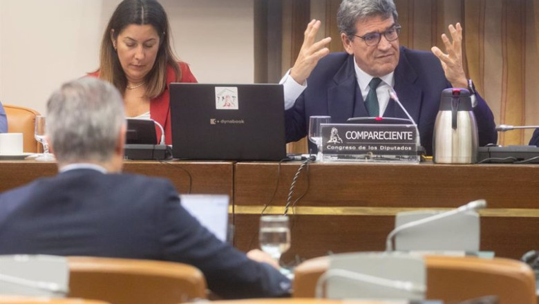 ep el gobernador del banco de espana jose luis escriva d comparece en la comision de economia