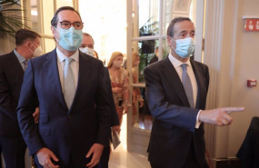 ep el presidente de la ceoe antonio garamendi i y el consejero delegado de caixabank gonzalo