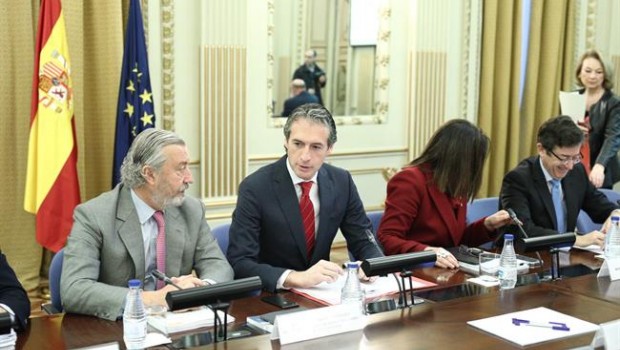 ep ministro inigola sernareunecompaniasasociaciones aereas