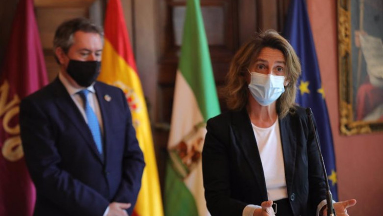 ep reunion entre espadas y ribera en el ayuntamiento