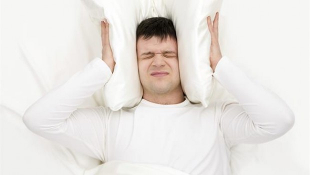 ep ruido dormir cama insomnio sueno