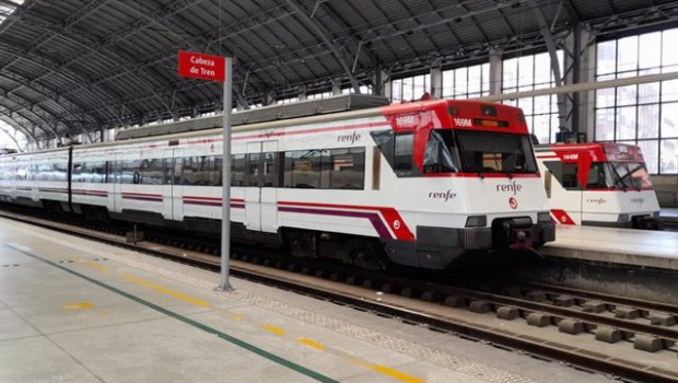 ep tren de renfe cercanias bilbao