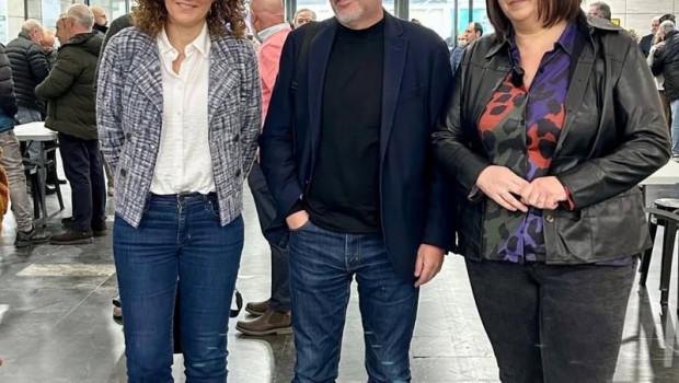 ep unai sordo junto a nuria lopez y silvia de la torre