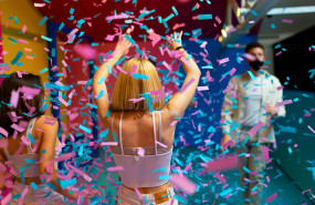 1639999003 confetti adaptada get your guide