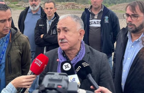ep alvarez atiende a los periodistas en asco tarragona a viernes 29 de octubre