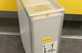 ep archivo nuevo carrito que vueling ha implementado en los aviones para recliclar los residuos ep archivo nuevo carrito que vueling ha implementado en los aviones para recliclar los residuos