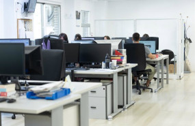 ep archivo   varias personas en una oficina