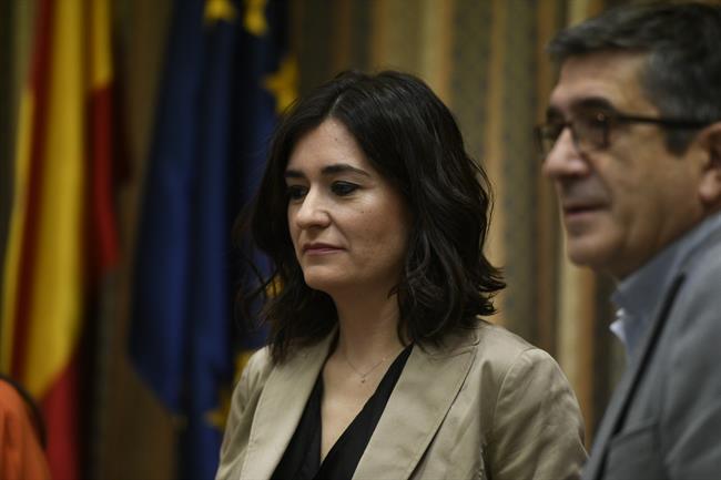 Carmen Montón y Patxi López en la Comisión de Sanidad del Congreso | ÓSCAR DEL POZO/EUROPA PRESS ep carmen montonpatxi lopezla comisionsanidadcongreso
