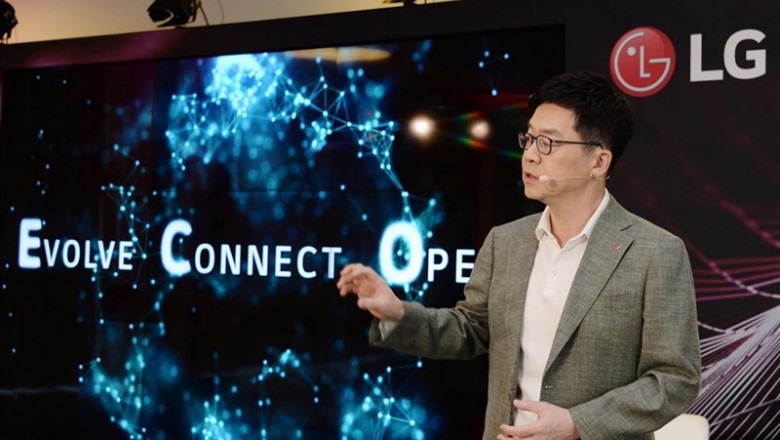 El director de Tecnología de LG Electronics, Dr. I.P. Park, durante el evento 'Future Talk', organizado por LG en el marco de la feria tecnológica IFA 2019 | LG ep el director de tecnologia de lg electronics dr ip park durante el evento future talk organizado