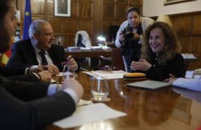 ep el ministro de industria y turismo jordi hereu con la delegada del gobierno en la rioja beatriz