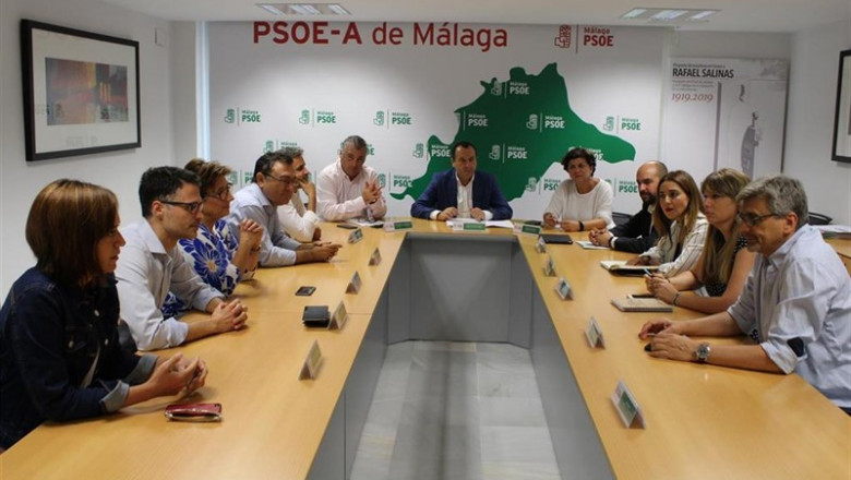 El secretario general del PSOE de Málaga, José Luis Ruiz Espejo, preside la reunión con el Grupo Parlamentario de los socialistas malagueños. | PSOE ep el secretario general del psoe de malaga jose luis ruiz espejo preside la reunion con el grupo