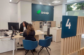ep imagen de una oficina de unicaja