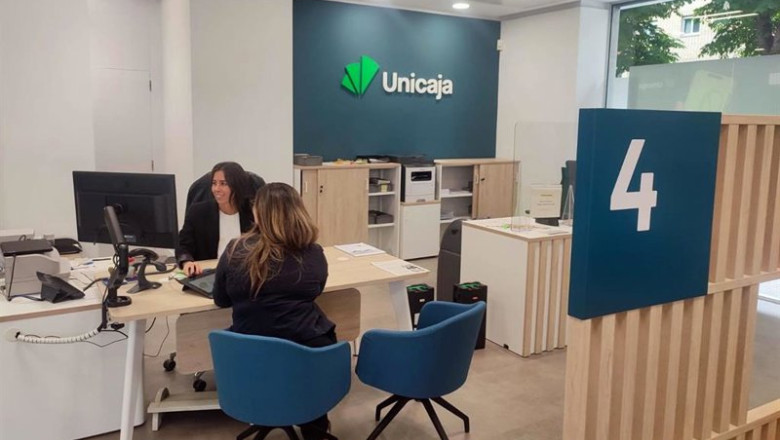 ep imagen de una oficina de unicaja