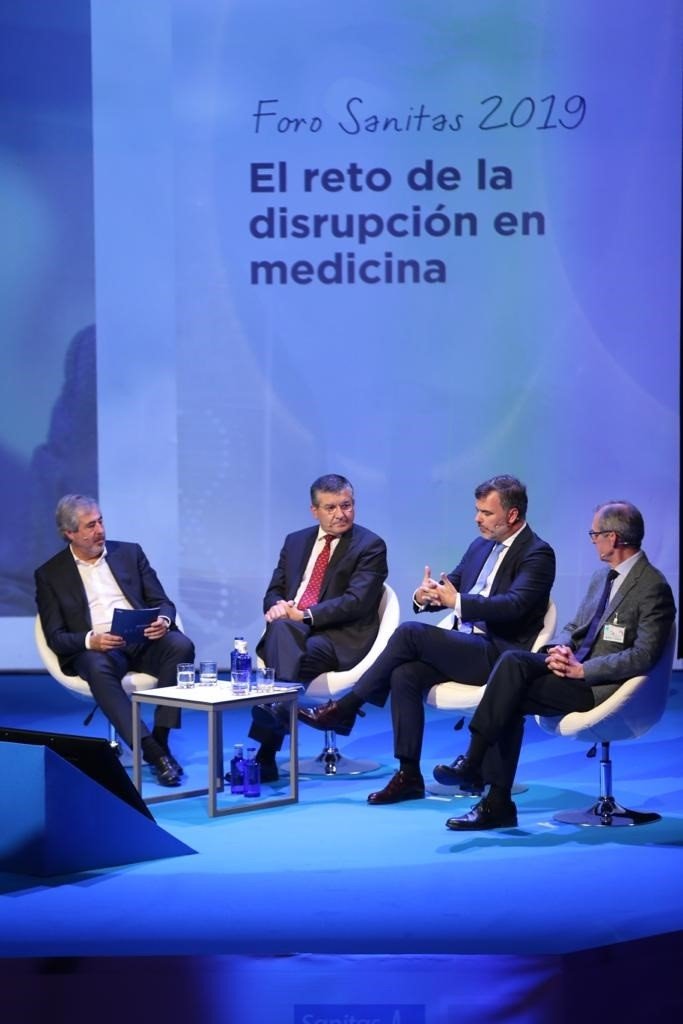 ep participantes en la mesa redonda disrupcion en medicina de prevencion personalizada en el foro