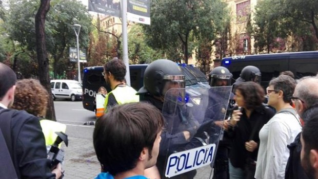 ep policia nacionalla escuela ramon llullbarcelona1-o